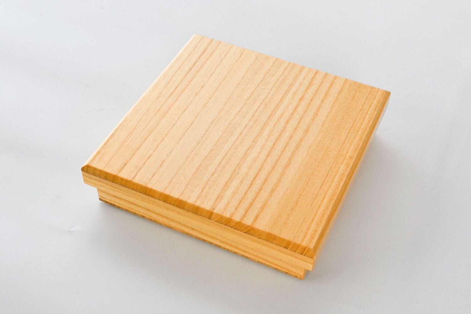 弁当箱（G7広島サミット関連贈呈品）